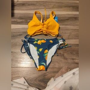 Cupshe  Bikini in Yellow and Blue with Orange Print